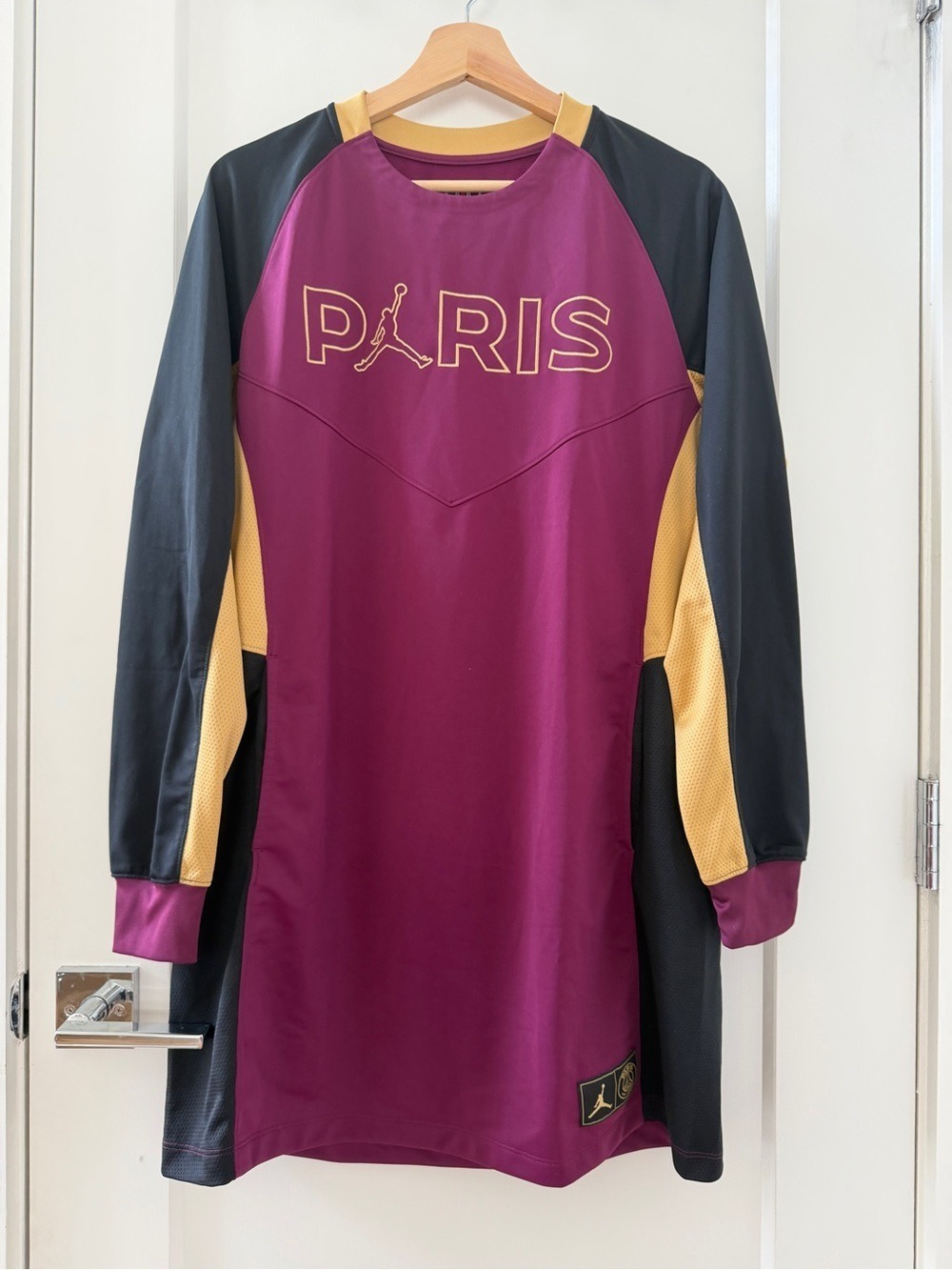 Air Jordan WMNS Paris Saint Germain Shirt Dress Size L - Picture 3 of 9